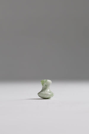 SEEYA Precision Facial Sculpting Massage Tool – Jade Green - SEEYA Lash